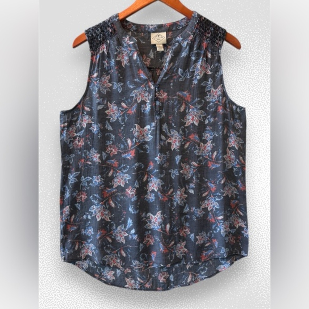 St. John’s Bay Women’s Large Sleeveless Floral Blouse Navy Lightweight V-Neck